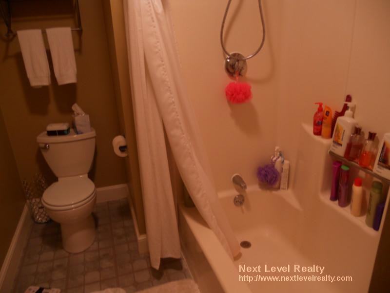 400 Webster St - Photo 3 of 6