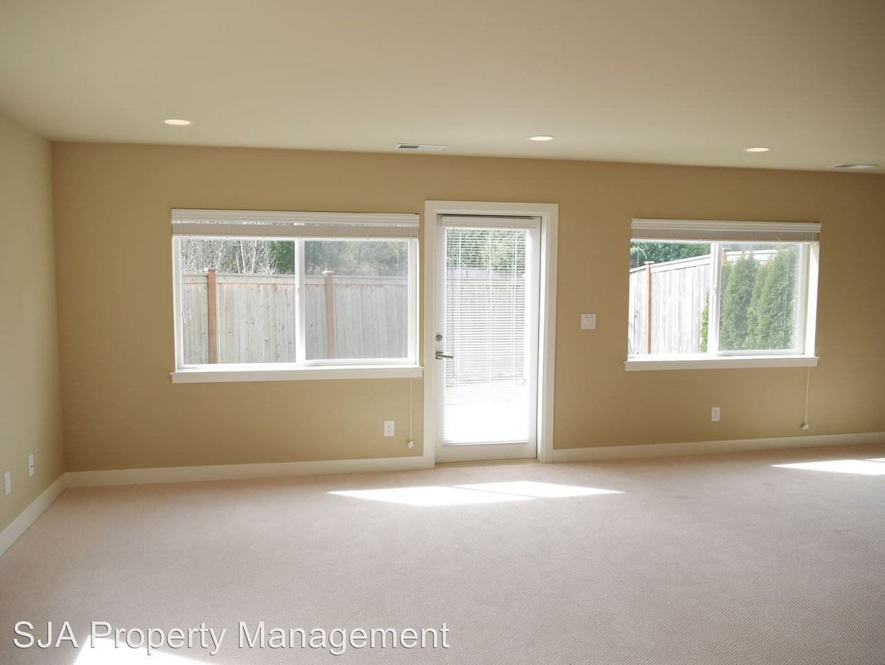 12619 176th Pl NE #B - Photo 2 of 17