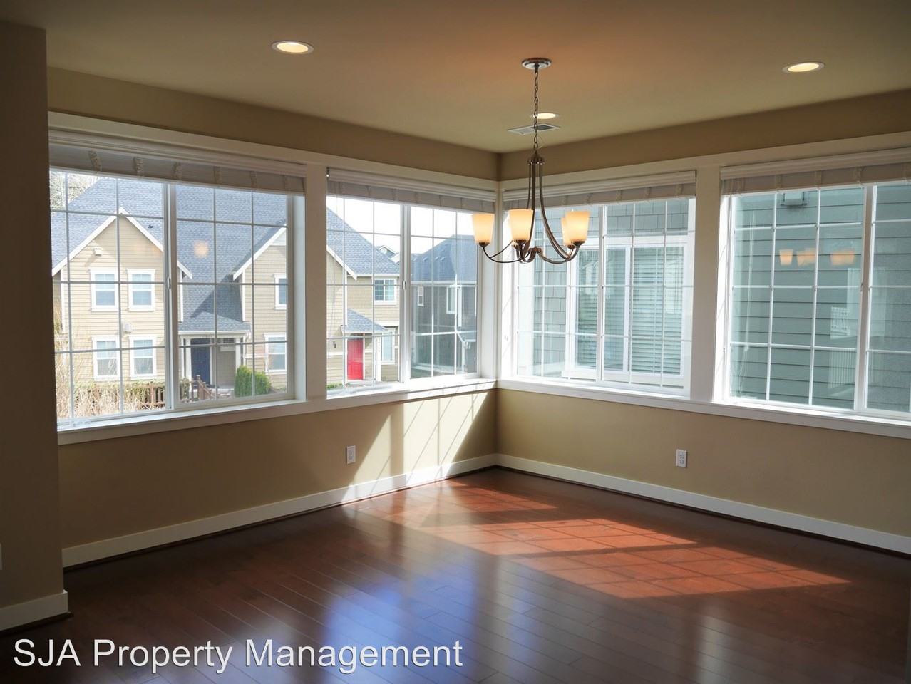 12619 176th Pl NE #B - Photo 3 of 17