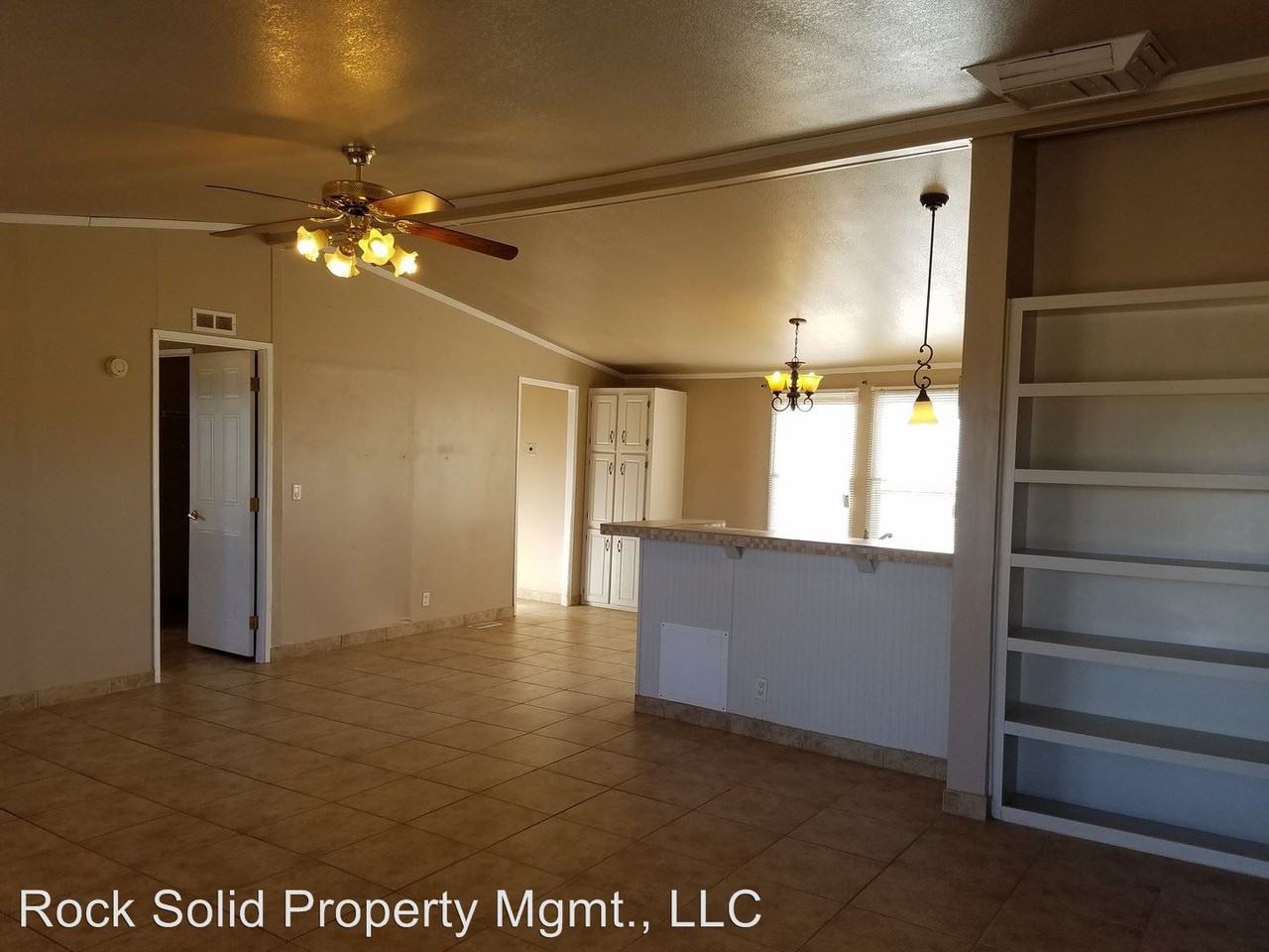 2 Mountain Pl - Photo 3 of 27