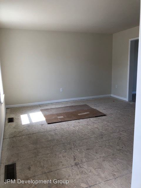 75 Ryan Ln - Photo 2 of 13