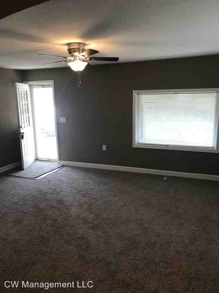 2404 NW 53rd Terrace - Photo 3 of 9