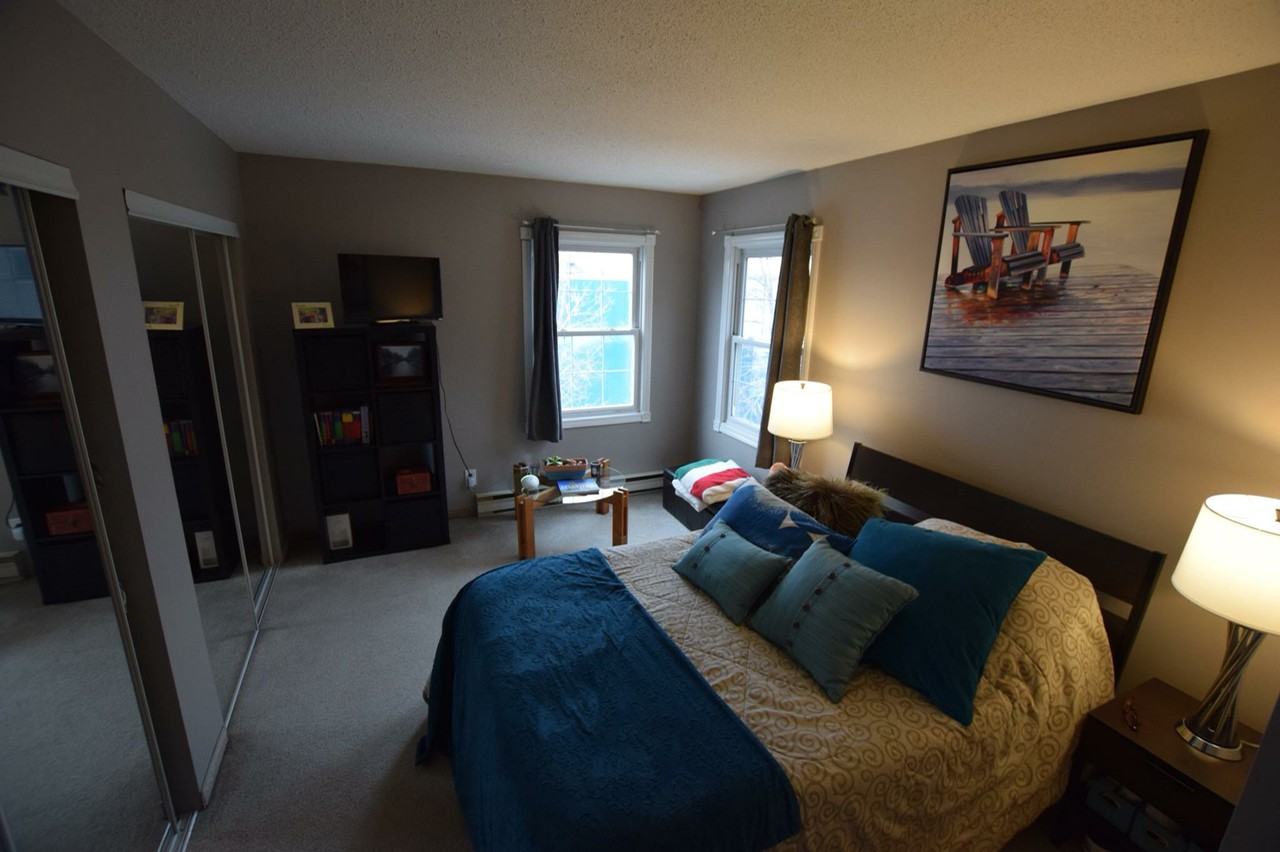 626 Kenaston Boulevard - Photo 3 of 13