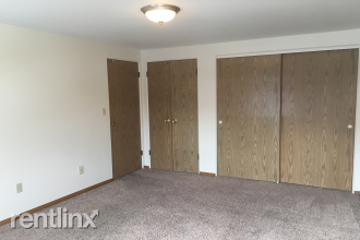 409 Carrie Ln - Photo 3 of 11