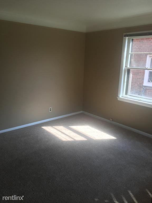 14317 Granger Rd - Photo 3 of 16