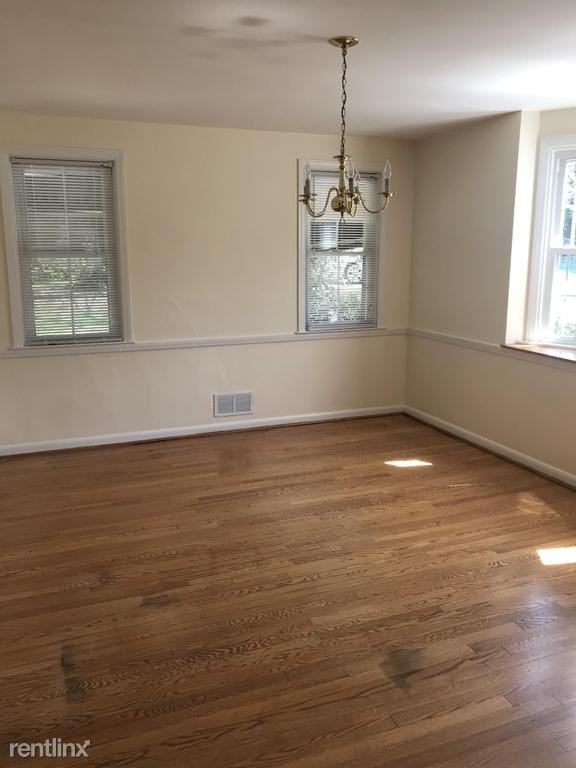 3709 Alameda Cir - Photo 3 of 14