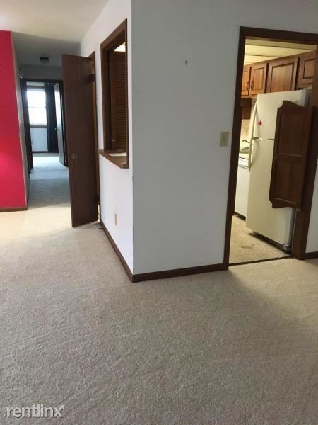 6840 Mariner Dr - Photo 3 of 12