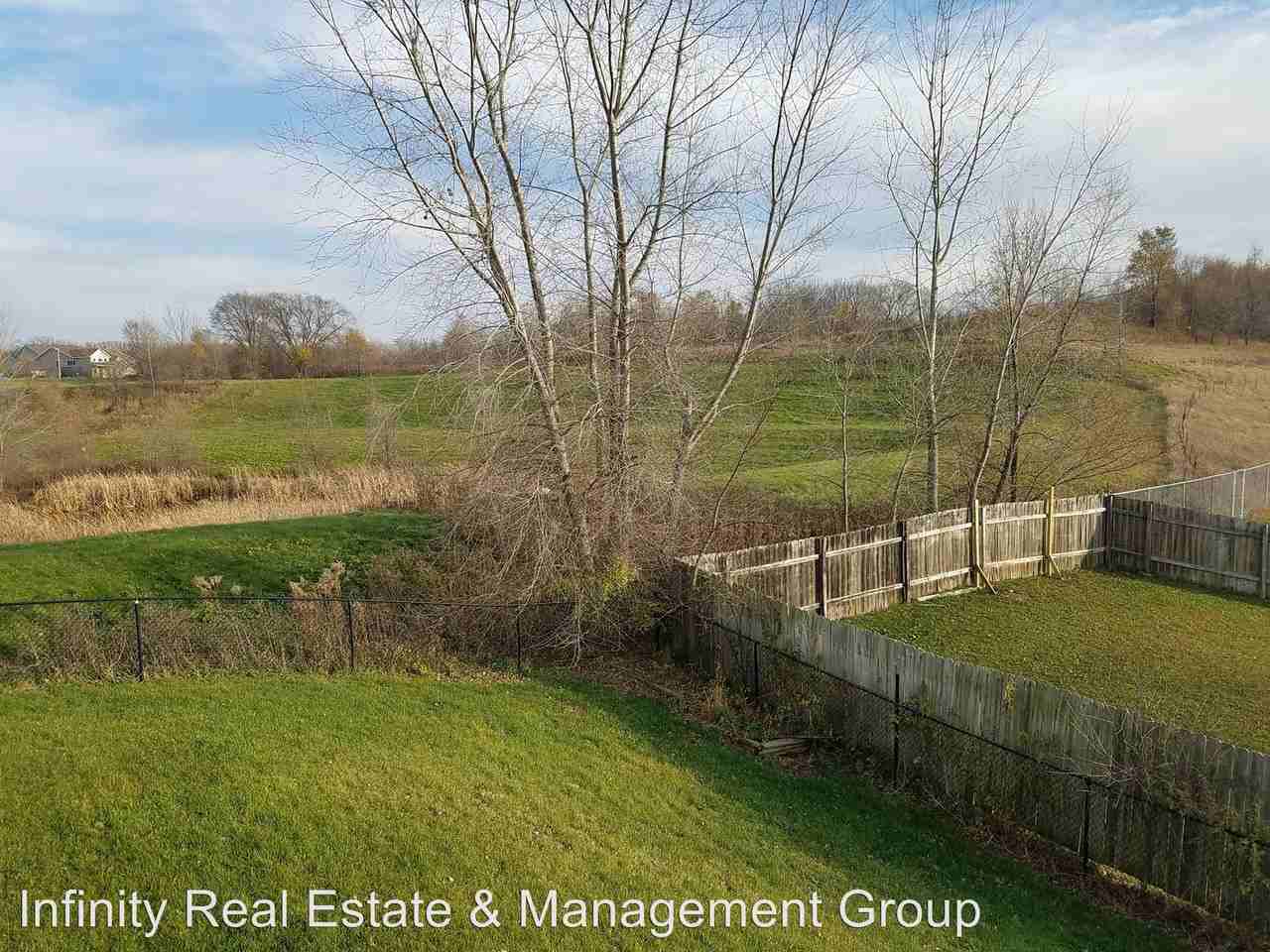 4248 Red Hawk Dr SE - Photo 3 of 15