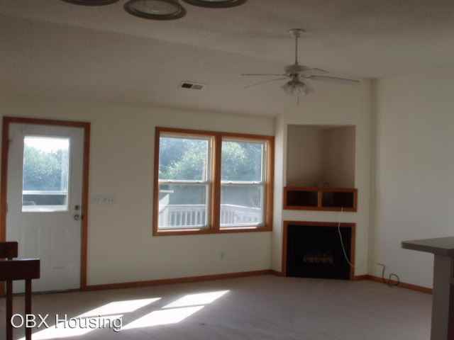 101 Sonny Ln - Photo 2 of 6