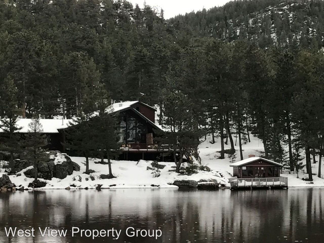 527 Hickory Dr - Photo 3 of 14