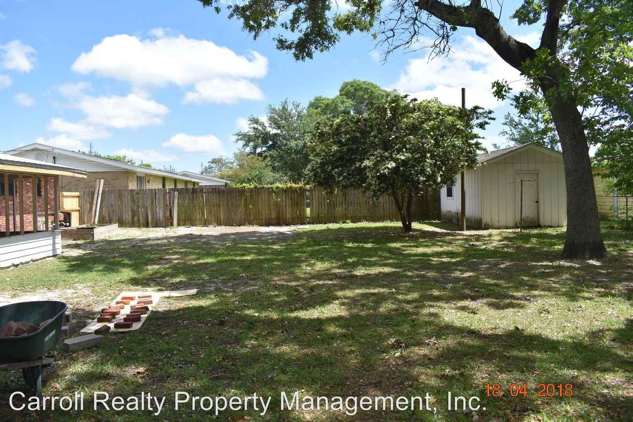 4112 Sue Ln - Photo 3 of 22