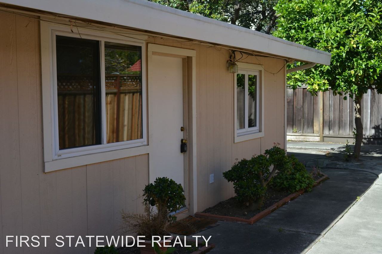 10311 Johnson Ave - Photo 2 of 13