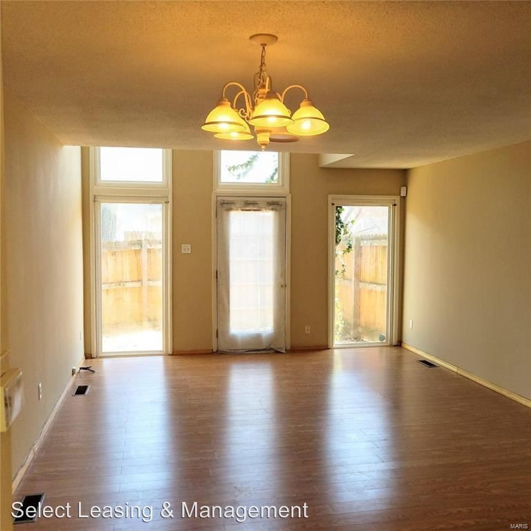 1132 Rue La Ville Walk - Photo 2 of 19