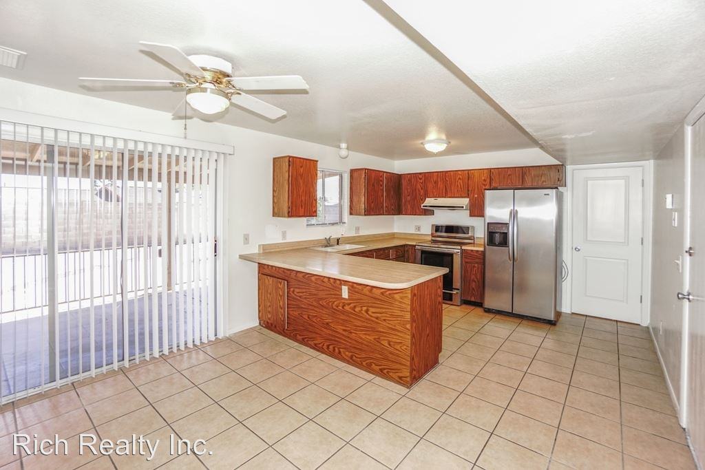 8420 E Desert Aire St - Photo 3 of 4