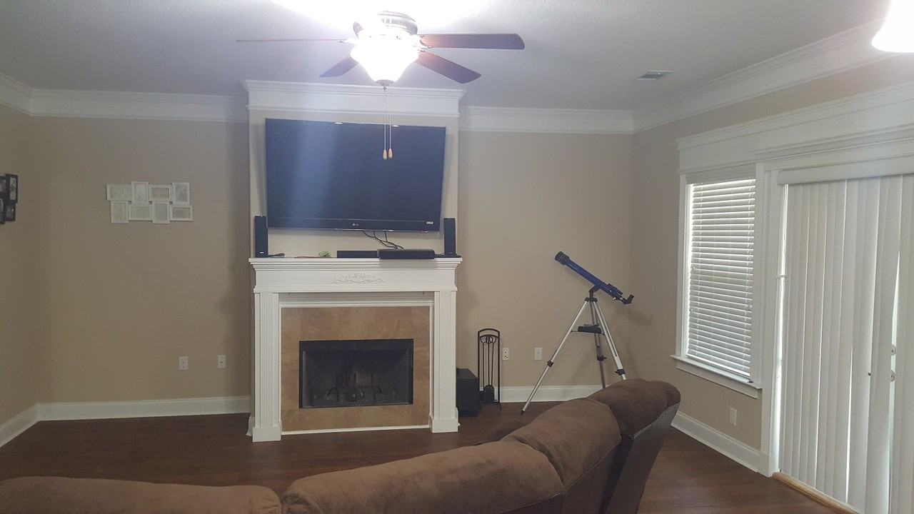 370 Hughes Loop NW - Photo 2 of 11