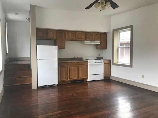 434 Main St - Photo 3 of 10