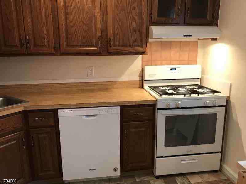 10 Parkway Village - Photo 3 of 10