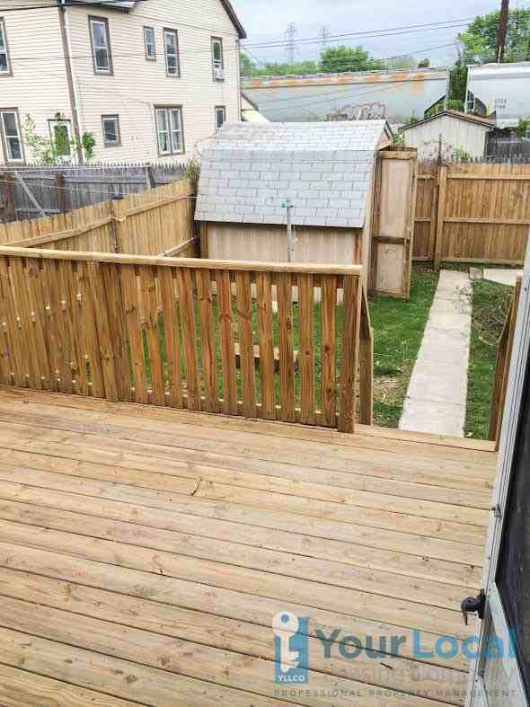 4106 W 5th St - Photo 2 of 10