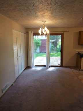 15306 N Neptune St - Photo 3 of 9