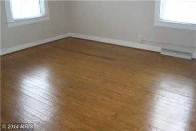 240 Riverside Farm Ln - Photo 3 of 9