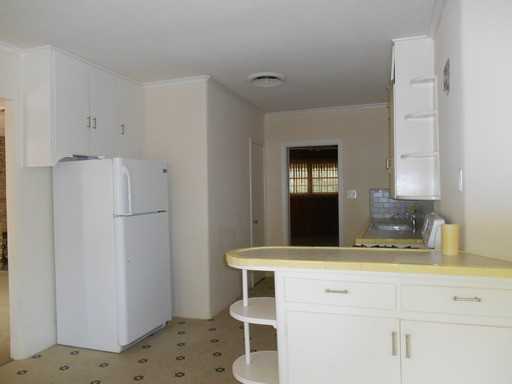 715 Morningside Dr - Photo 2 of 5