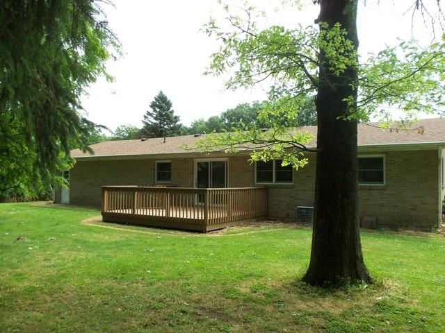 655 Kinsman Rd - Photo 2 of 18