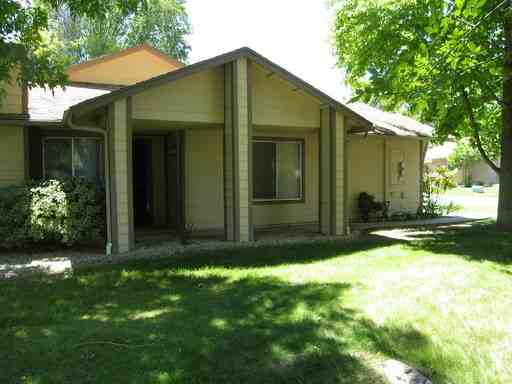 26231 Rainbow Glen Dr - Photo 3 of 25