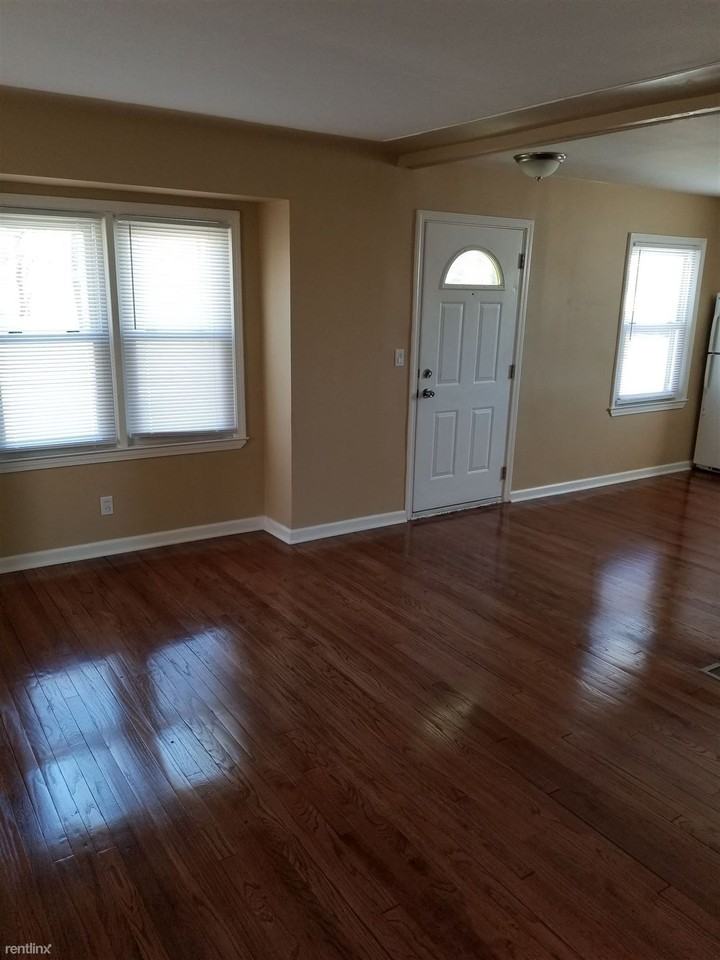 18681 Prospect St - Photo 3 of 14