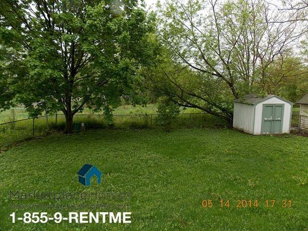 4037 Heathgate Dr - Photo 3 of 8