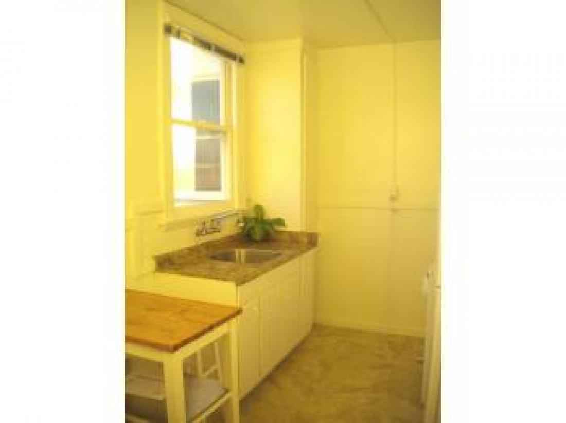 1633 California St #310 - Photo 3 of 5