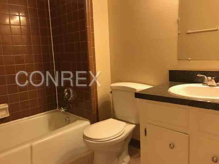 4444 Jenwood St - Photo 3 of 10