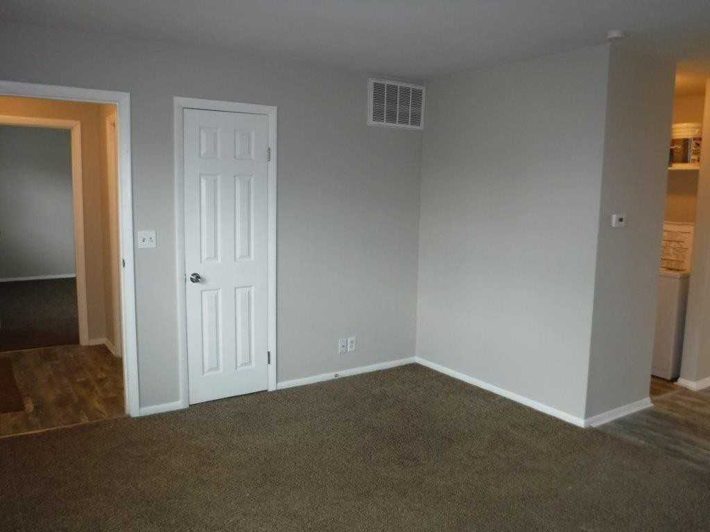 2007 Monroe #A - Photo 2 of 14