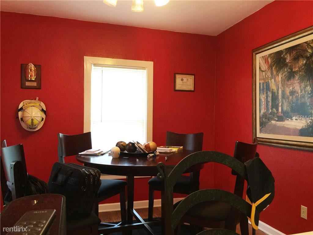 1207 E Jefferson St - Photo 3 of 15