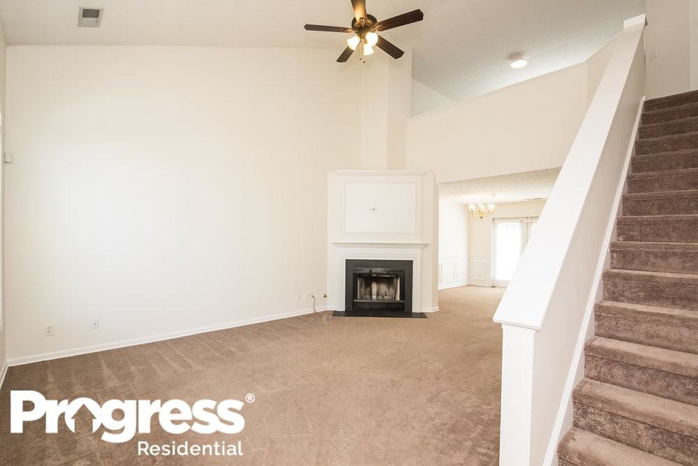 394 Weatherstone Pl - Photo 2 of 20