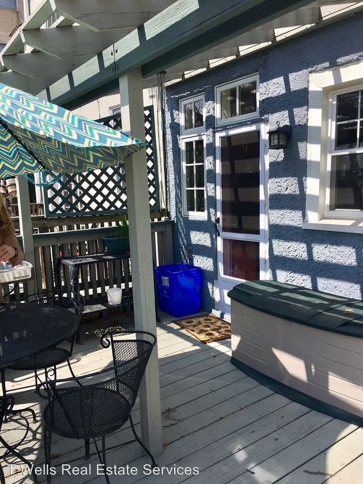 30 E Abington Ave - Photo 2 of 16