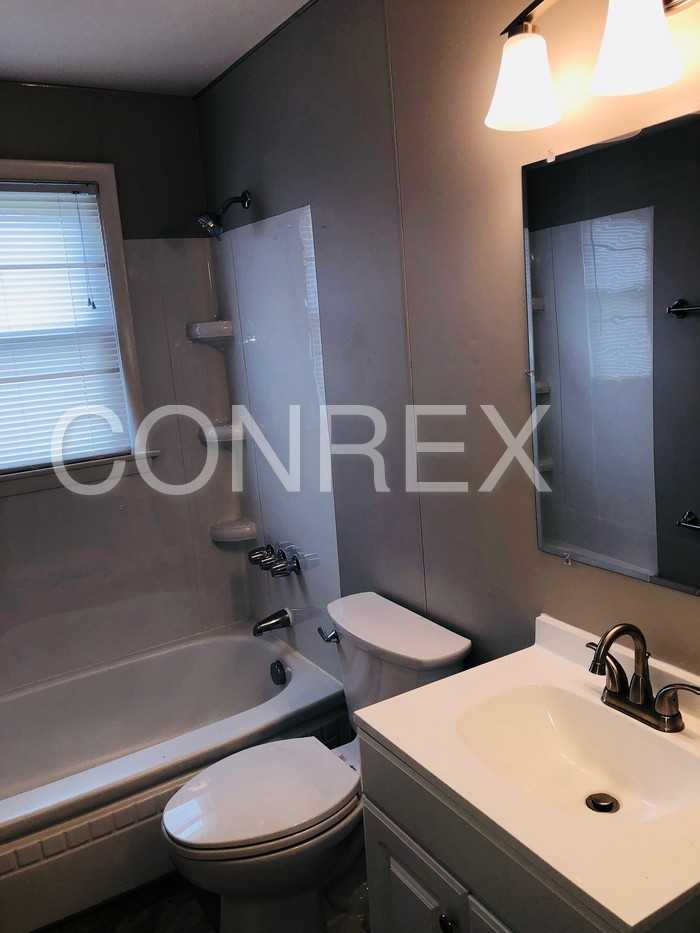 261 Janet Ave - Photo 3 of 10