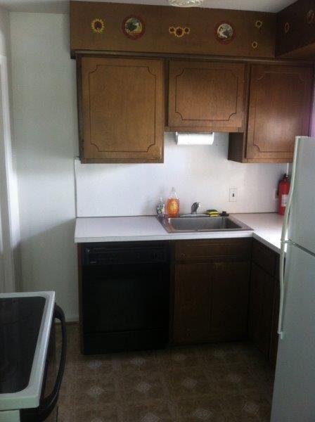 17505 Flint St - Photo 3 of 13