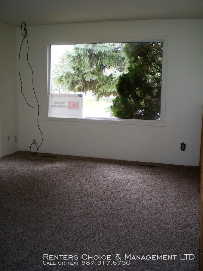 1016 20th Ave - Photo 2 of 19