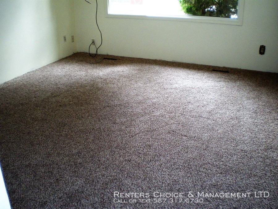 1016 20th Ave - Photo 3 of 19