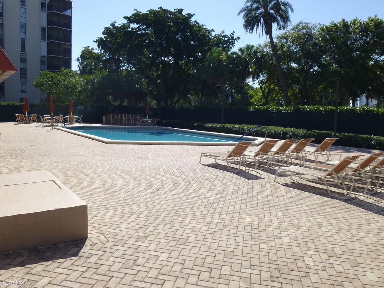 3101 N Country Club Dr - Photo 3 of 5