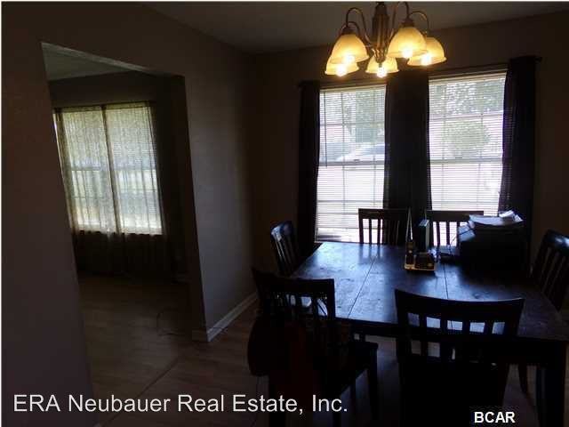 6303 Wallace Rd - Photo 3 of 4