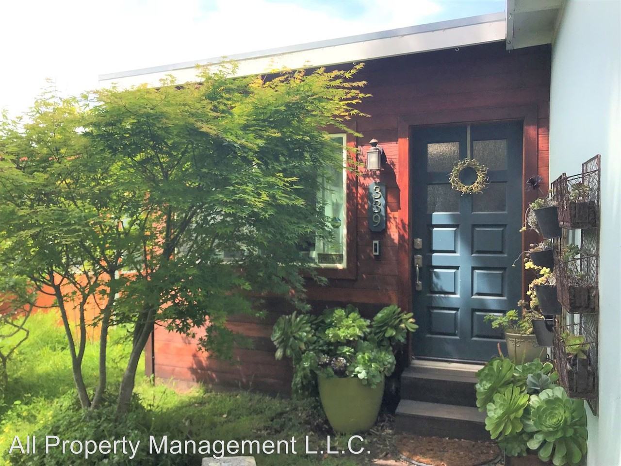 339 Carmel Ave - Photo 3 of 11