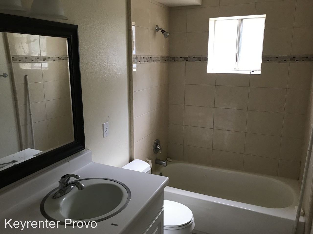 216 N 350 E - Photo 3 of 17