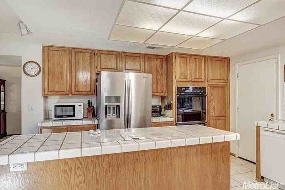 1660 Horse Shoe Loop - Photo 3 of 10