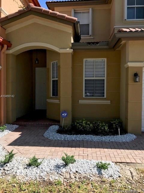 11388 Northwest 84th Terrace - Photo 2 of 19