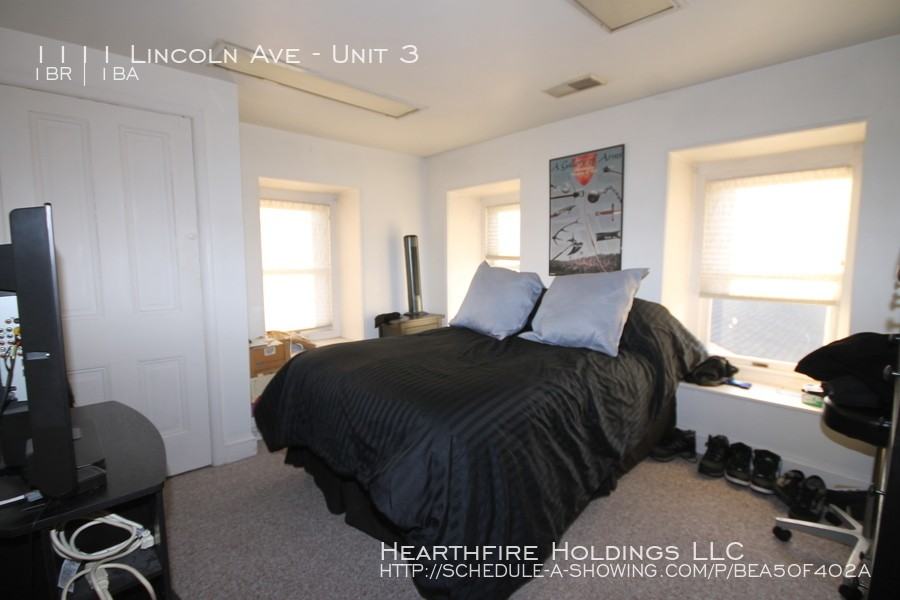 1111 Lincoln Ave #3 - Photo 3 of 7