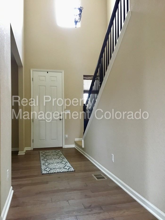 7360 Blue Water Dr - Photo 3 of 21