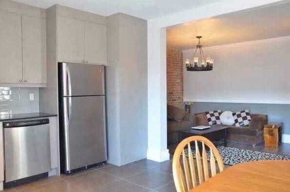 4294 Rue Berri - Photo 3 of 8