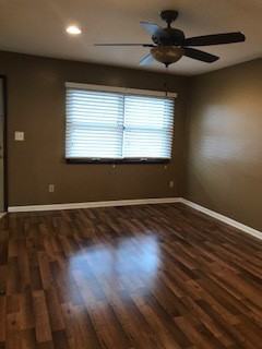 1919 Gilboa Ave - Photo 3 of 12