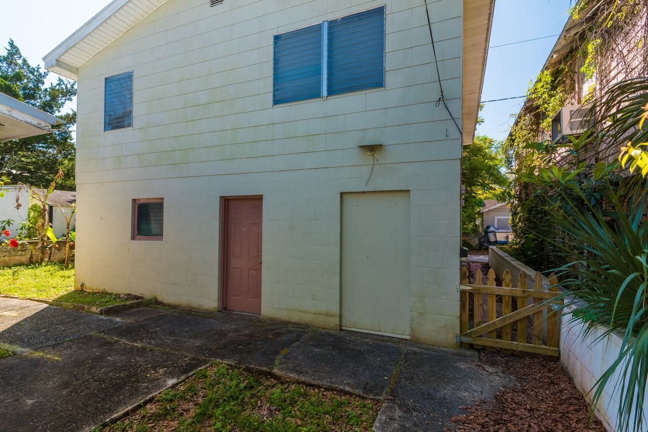 71 Lemon St - Photo 2 of 15